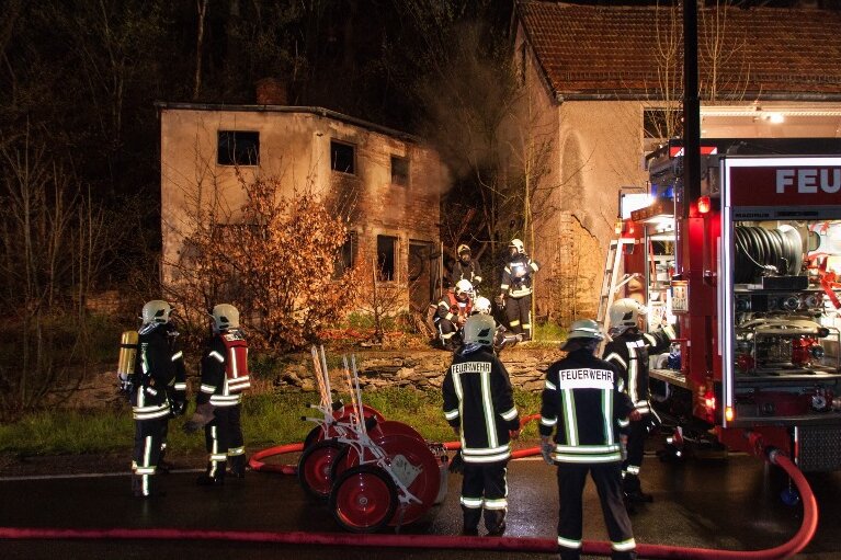 Feuer in Haus in Wilkau-Haßlau - In einem leer stehenden Haus in Wilkau-Haßlau hat es in der Nach zu Donnerstag gebrannt.