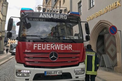 Feueralarm in der Stadtbibliothek in Annaberg-Buchholz - Einsatz in der Stadtbibliothek. 