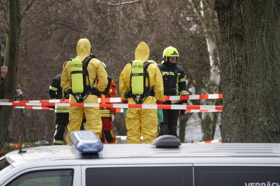 Feuerwehr-Einsatz in Flüchtlingsheim - Verdächtige Postsendung gefunden - 