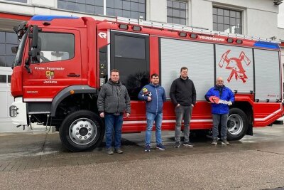 Feuerwehr in Pöhl jetzt besser ausgerüstet - Die Abholung war für die FFw Jocketa ein wichtiger Tag.