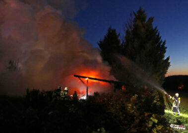 Feuerwehreinsatz auf Gelände des Romantik Hotels Schwanefeld - 