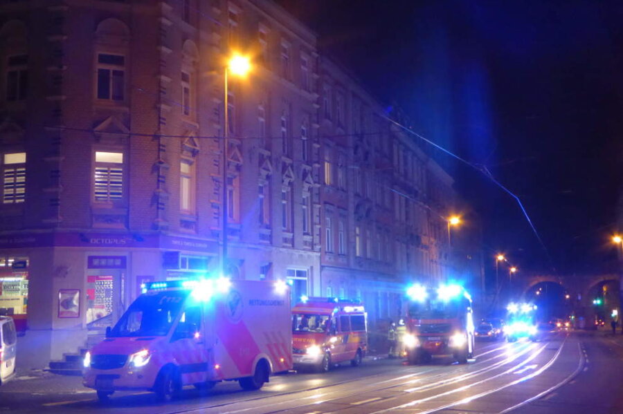 Feuerwehreinsatz wegen vermeintlicher Explosion in Zwickau - 