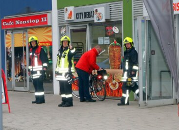 Feuerwehreinsatz wegen Verpuffung im Chemnitzer Zentrum - Am Freitagnachmittag kam es zu einer Verpuffung in einer Gaststätte im Chemnitzer Zentrum.