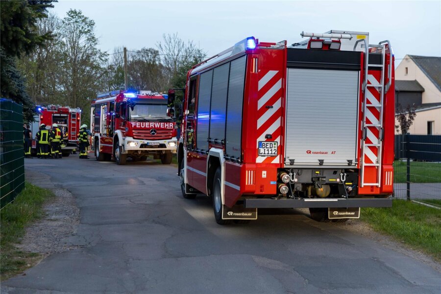 Feuerwehren können in Brand-Erbisdorfer Stadtteil Schlimmeres verhindern - Zu einem Brand wurden am Dienstagabend die Wehren nach St. Michaelis gerufen.