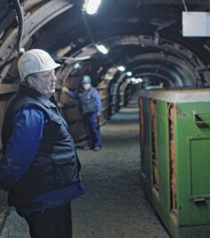 Film "Stollen" wird in der Zinngrube gezeigt - Szene aus dem Dokumentarfilm "Stollen" - im Bild Frank Weißflog, Vorsitzender des Vereins Besucherbergwerk Pöhla. 