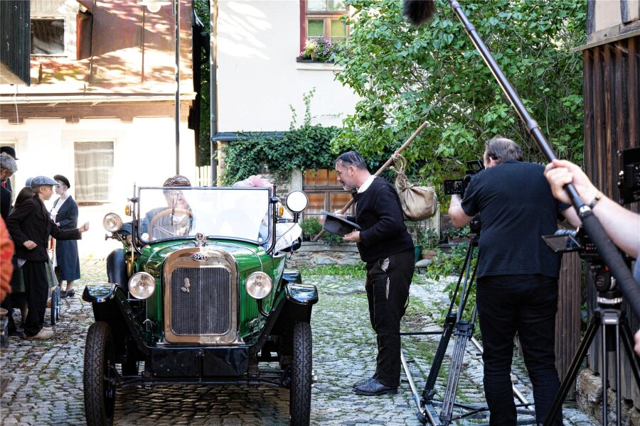 Filmdreh in Adorfer Hellgasse: Zeitreise ins Jahr 1924 - In der Adorfer Hellgasse fanden Dreharbeiten zum Spielfilm "Karl Denke" statt.