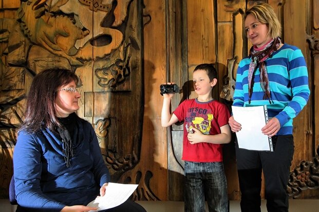 Filmprojekt geht im Mai in Schwarzenberg zu Ende - Schwarzenbergs Hauptamtsleiterin Sylvia Mack wurde von Tommy Schönfelder und Claudia Schneider für einen Videofilm interviewt.