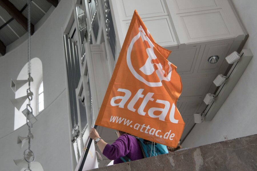Finanzministerium darf Dokumente zu Attac geheim halten - Im Jahr 2014 hatte das Finanzamt Frankfurt/Main dem Attac-Trägerverein die Gemeinnützigkeit aberkannt, weil das Netzwerk zu politisch sei.