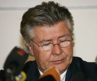 Finke als Paderborner Präsident zurückgetreten - Wilfried Finke ist zurückgetreten