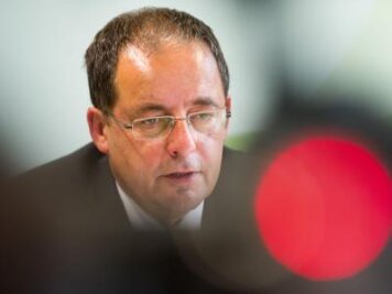 Flath mit 26 von 43 Stimmen zum MDR-Rundfunkratschef gewählt - Steffen Flath ist neuer Chef des MDR-Rundfunkrats
