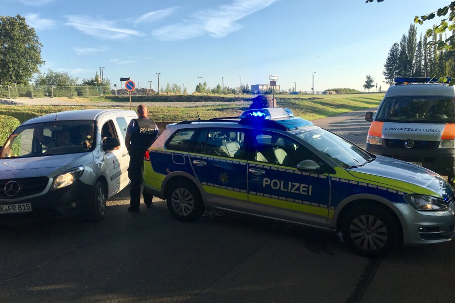 Fliegerbombe in Zwickau entschärft - Nach dem Fund einer Fliegerbombe sind in Zwickau ein Haus sowie eine Kleingartenanlage evakuiert worden