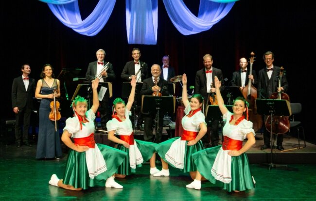 Flotte Tänze und Ohrwürmer im König-Albert-Theater Bad Elster - 