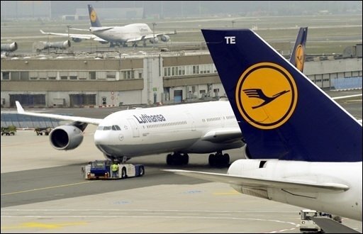 Der Flugverkehr über Deutschland hat sich nach Aufhebung der Flugverbote infolge der Vulkanaschewolke wieder weitgehend normalisiert. An Deutschlands größtem Flughafen in Frankfurt am Main herrscht "fast schon wieder Normalbetrieb".