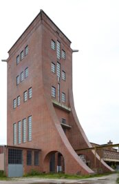 Fördertürme symbolisieren Teil der Industriearchitektur - Der Förderturm des Martin-Hoop-Schachts IV. 