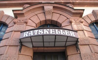 Förderverein treibt Ratskeller-Umbau voran - Der Ratskeller soll auf Vordermann gebracht werden. Das Restaurant im Rathauskomplex könnte Treffpunkt für Vereine werden.