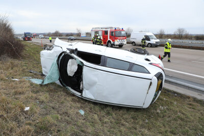 Ford-Fahrer bei Unfall auf der A 4 verletzt - Bei einem Unfall auf der Autobahn 4 zwischen den Anschlussstellen Siebenlehn und Berbersdorf ist ein Autofahrer am Montagvormittag schwer verletzt worden. 