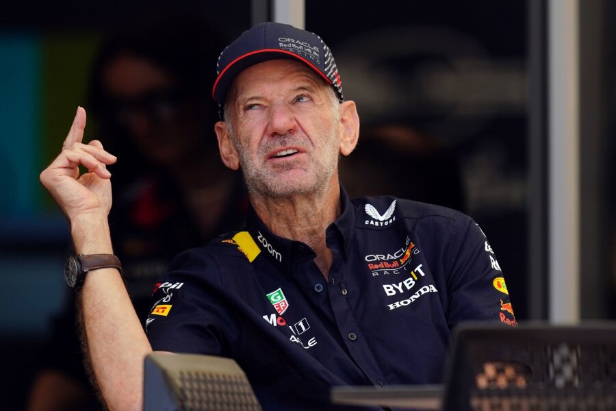 Formel-1-Topdesigner Newey verlässt Red Bull - Star-Designer Adrian Newey verlässt das Red-Bull-Team vorzeitig.