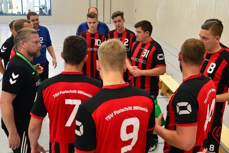 Fortschritt doppelt gefordert - Bereit für die Doppelschicht am Wochenende: Die Handballer des TSV Fortschritt wollen im Sachsen- und Bezirkspokal überraschen. 