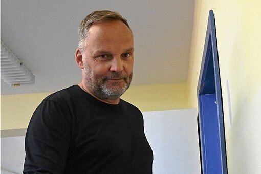 Dirk Neubauer (parteilos) erhielt die meisten Stimmen im ersten Wahlgang. 