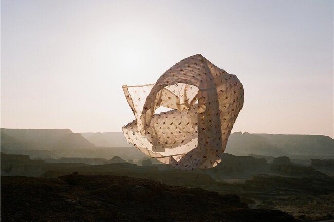 Fotofestival "f/stop": Eine Frage des Vertrauens - Eine Arbeit von Hoda Afshar aus der Serie "Speak the Wind" (2015 - 2021). 