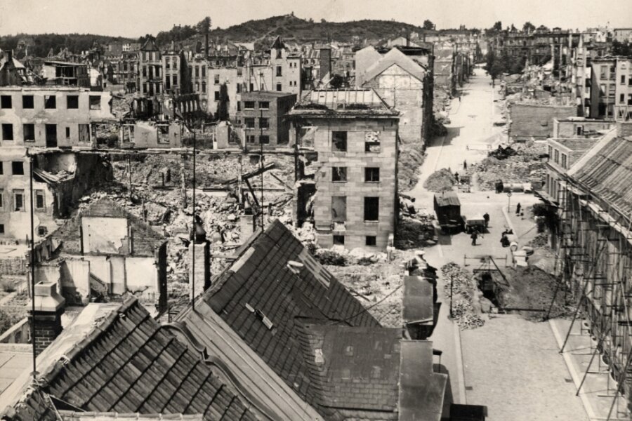 Fotorätsel 1355: Bomben legen Plauen in Schutt und Asche - 