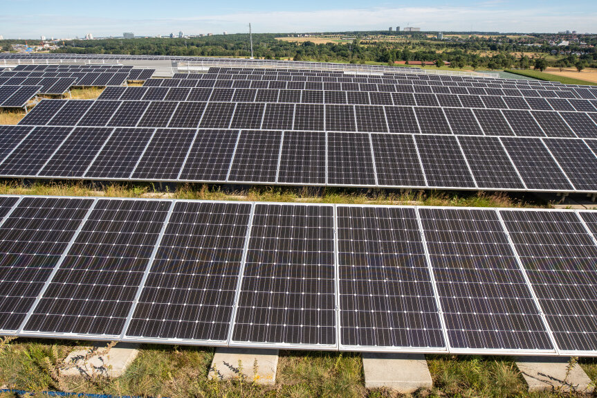 Fotovoltaik: Stadt schließt Vertrag mit Investor 