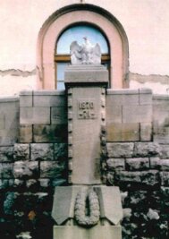 Fragezeichen hinter Denkmal-Zukunft - Das Denkmal für den Deutsch-Französischen Krieg stand bis 2013 am Alten Amtsgericht.