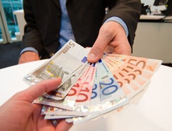 Frankenberg: Nach Bankbesuch um Geld erleichtert - 