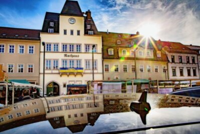 Frankenberg will nachhaltige Zukunft - Die Stadt Frankenberg, hier das Rathaus am Markt, will als Kommune nachhaltiger werden.