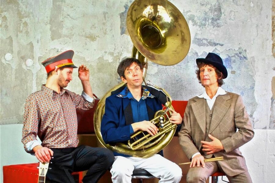Frankenbergs Zeitwerkstadt inoffiziell bei Museumsnacht dabei - Die Brass Band Triple Trouble gastiert am Samstag in der Frankenberger Zeitwerkstadt. 