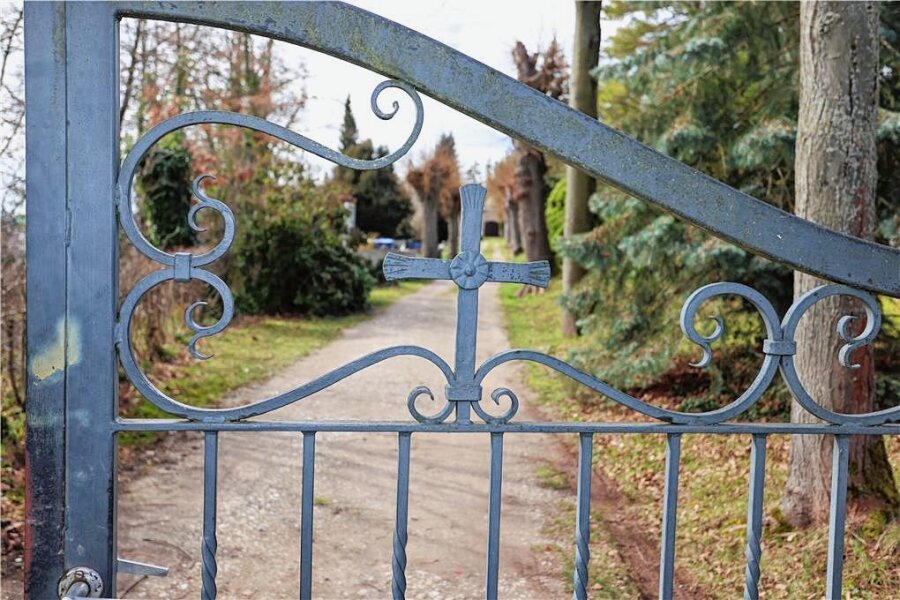 Frankenhausener wollen in ihrem Dorf die letzte Ruhe finden - Auf dem Friedhof im Crimmitschauer Ortsteil Frankenhausen soll eine Gemeinschaftsgrabanlage angelegt werden.