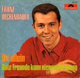 Franz Beckenbauer als Sänger: Der erste deutsche Fußball-Popstar - Plattendeal für den Fußballstar Franz Beckenbauer.