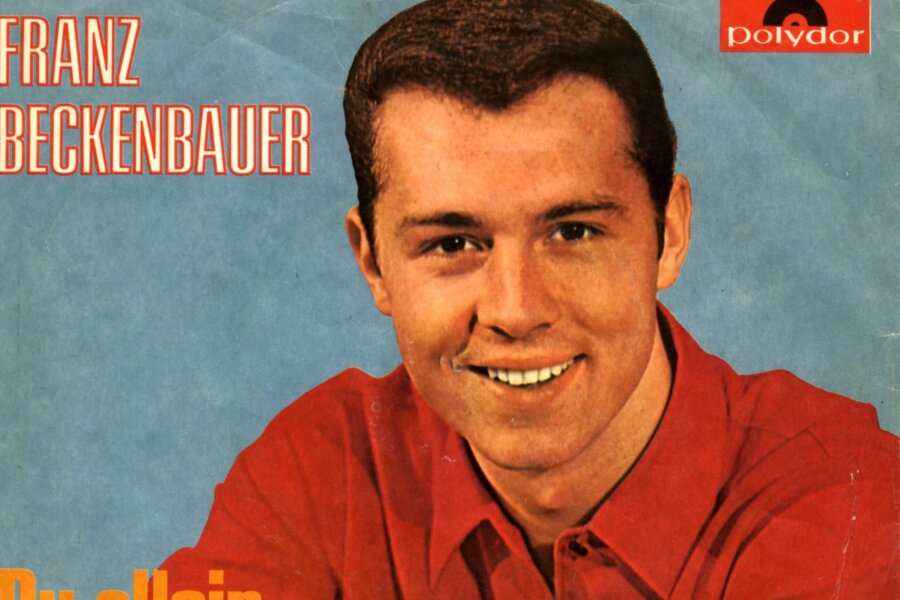 Franz Beckenbauer als Sänger: Der erste deutsche Fußball-Popstar - Plattendeal für den Fußballstar Franz Beckenbauer.