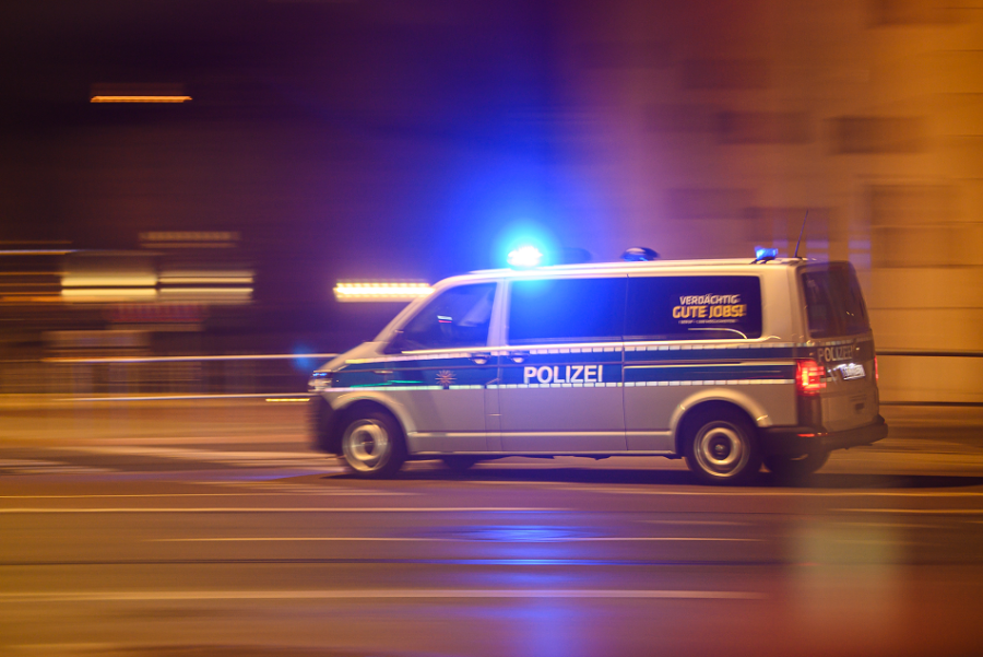 Am vergangenem Mittwoch wurde eine Frau (39 Jahre) von einem Jugendlichem (14 Jahre)  in Freiberg angegriffen.