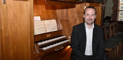 Frauenkirchenkantor eröffnet Kirchenmusikreihe in Bad Elster - 