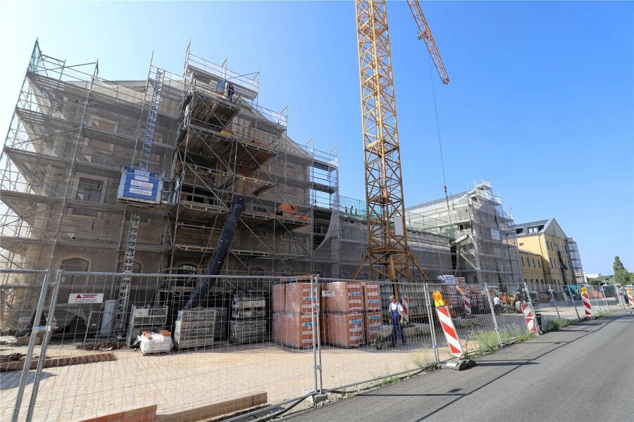 Freiberg: Weitere Bauleistungen für Bahnhofsgebäude vergeben - Die Arbeiten am Freiberger Bahnhofsgebäude gehen weiter voran.