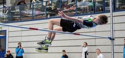 Freiberger gehen neue Wege - Viel Sprungkraft: Der elfjährige Jan Stöcker vom TVL Freiberg gewann in seiner Altersklasse den Hochsprung-Wettbewerb. Beim heimischen Auftritt schaffte er zudem mit 1,27 Meter eine persönliche Bestleistung. 