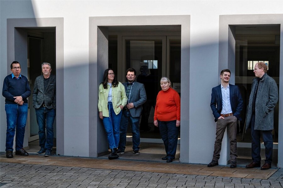 Freiberger SPD geht mit 32 Kandidaten in den Wahlkampf - Wassili Maquet, Peter Kuckenburg, Alena Raatz, Sven Kaden, Uta Rensch, Alexander Geißler, Christopher Jung.