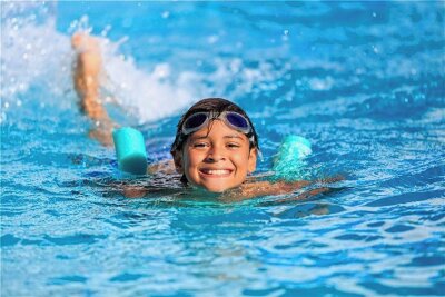 Freie Plätze für Schwimmkurs in den Sommerferien - Zehn Einheiten müssen beim Kompaktkurs binnen zwei Wochen absolviert werden.