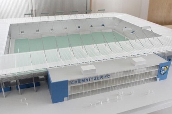 Freistaat Sachsen bringt Chemnitzer Stadionpläne ins Wanken - Das geplante CFC-Stadion als Modell.