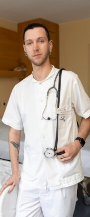 Freiwilliges Jahr ebnet den Weg ins Berufsleben - Eric Weiß - Gesundheits- und Krankenpfleger