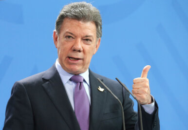 Friedensnobelpreis geht an den kolumbianischen Präsidenten Santos - 