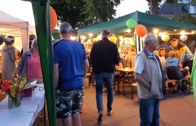 Friesen feiert Straßenfest - 