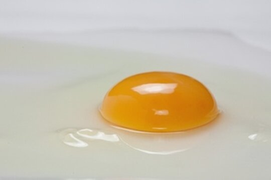Frische kalte Eier lassen sich besser trennen
