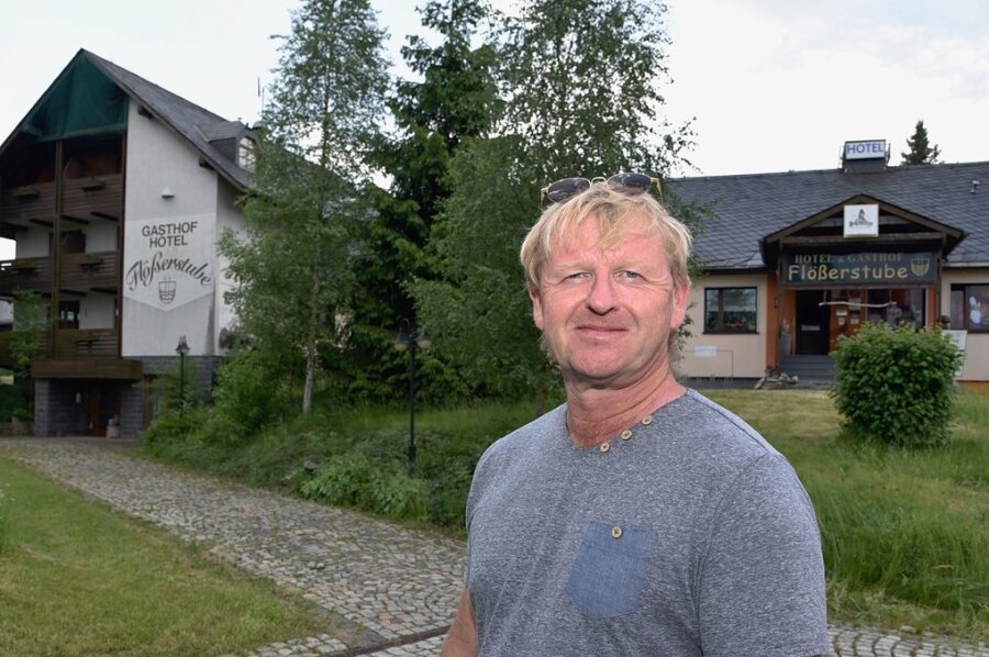 Frischer Wind für die Flößerstube und Landhotel Alt-Jocketa - Jan Rauscher ist der neue Besitzer vom Hotel und dem Gasthof Flößerstube in Muldenberg.