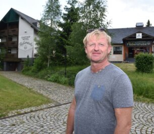 Frischer Wind für die Flößerstube - Jan Rauscher ist der neue Besitzer vom Hotel und dem Gasthof Flößerstube in Muldenberg. 