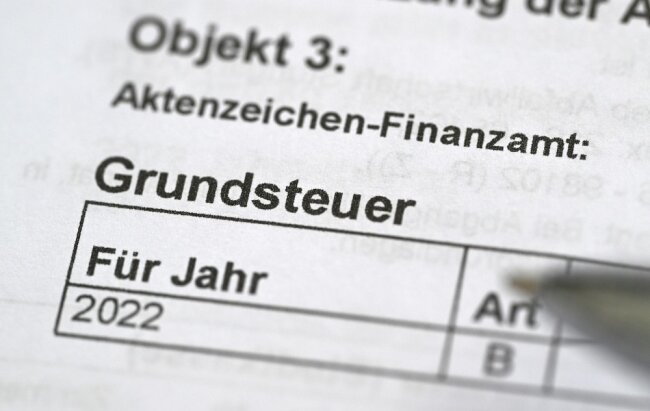 Frist für Grundsteuererklärung rückt näher: Was ein Steuerberater jetzt rät - Hunderttausende Eigentümer in Sachsen müssen ihre Grundsteuererklärung noch abgeben.