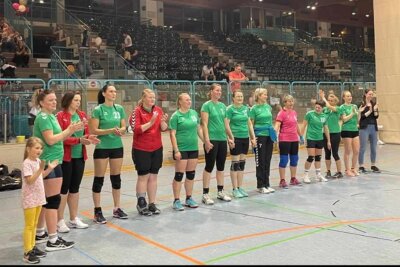 Frohnaus Volleyballerinnen bekommen die Kurve - Die Volleyballerinnen des ATV Frohnau haben daheim ihre Punktebilanz verbessert.