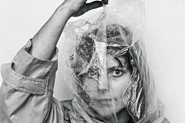 Frühe Werke von Cornelia Schleime in Dresden - Cornelia Schleime ist bekannt für nonkonformistischen Selbstinszenierungen, Körpermalaktionen und Performances. 