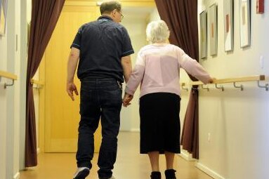 Frühwarnsystem für hilflose Senioren - 